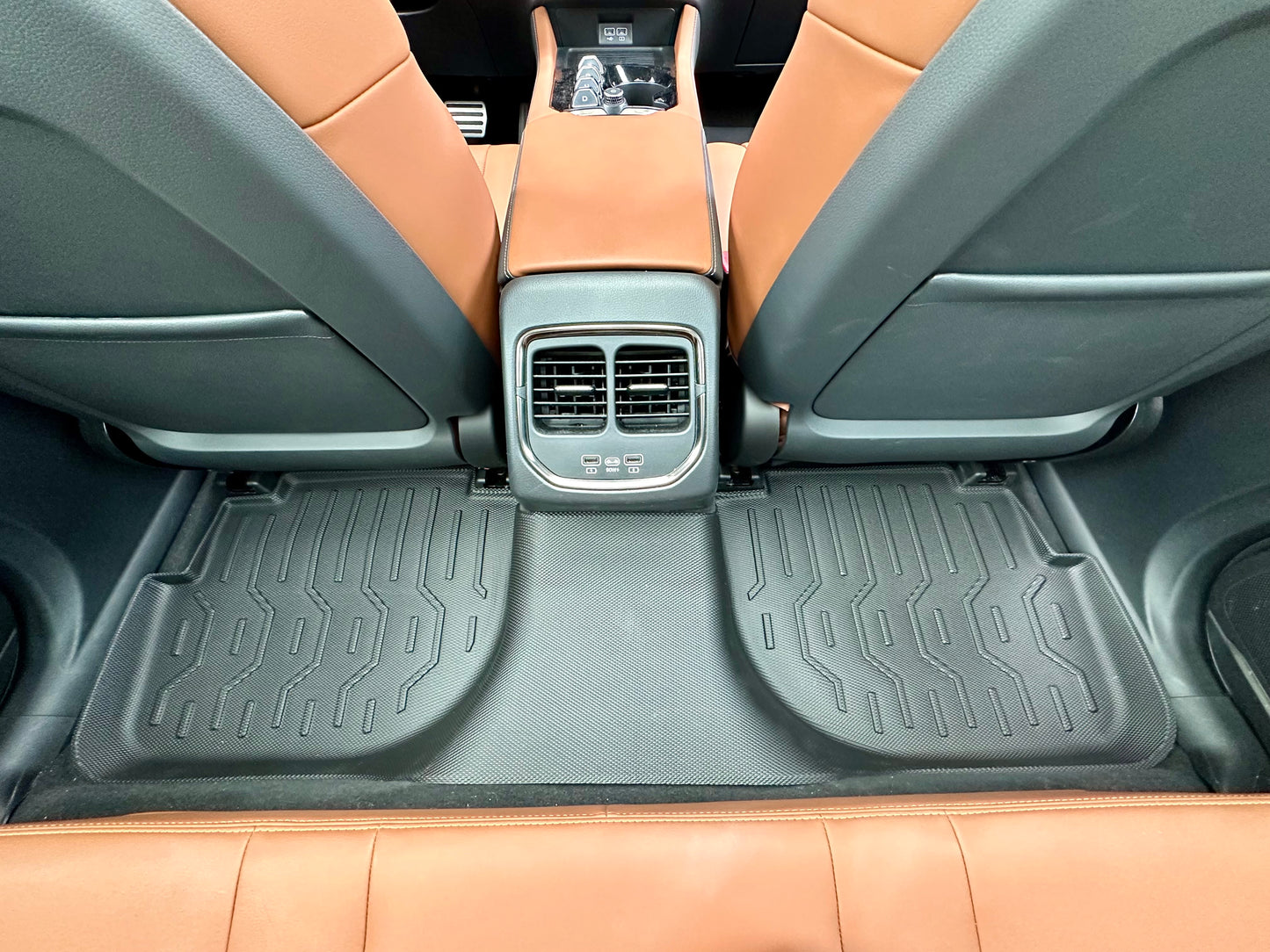 Vinfast VF8 tapis 4 saisons